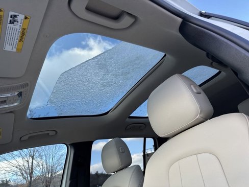 New 2025 Mercedes-Benz GLB 250 4MATIC image 10
