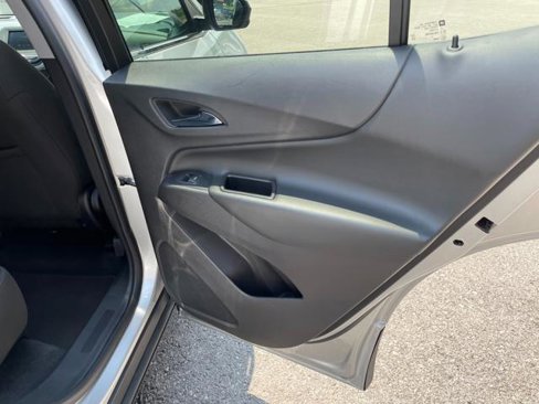 Used 2020 Chevrolet Equinox LT image 24