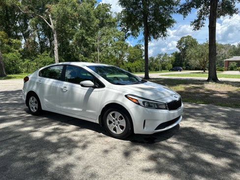 Used 2018 Kia Forte LX w/ LX Popular Package image 5