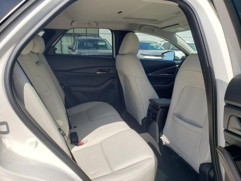 Used 2022 MAZDA CX-30 AWD 2.5 S w/ Premium Package image 23