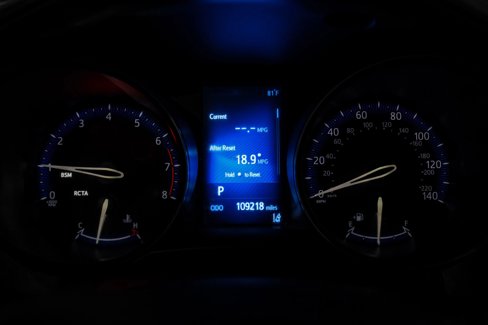 Used 2018 Toyota C-HR XLE image 24