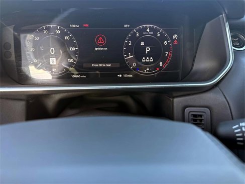 Used 2020 Land Rover Range Rover Sport HST image 30