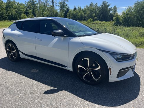 Certified 2022 Kia EV6 GT-Line w/ GT-Line Suede Seat Package image 3