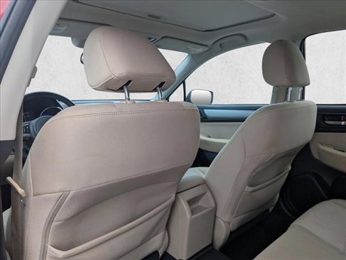 Used 2015 Subaru Outback 2.5i Premium image 25