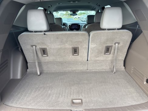 Used 2020 Chevrolet Traverse LT w/ Driver Confidence II Package image 28