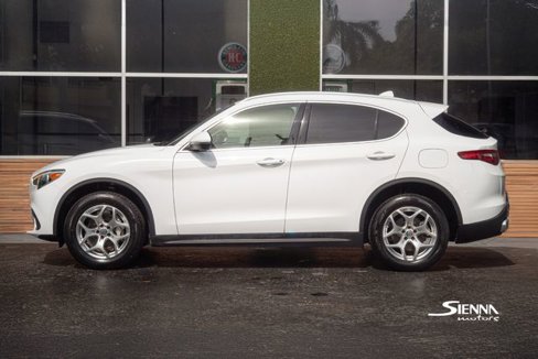 Used 2020 Alfa Romeo Stelvio image 5