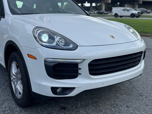 Used 2016 Porsche Cayenne image 27