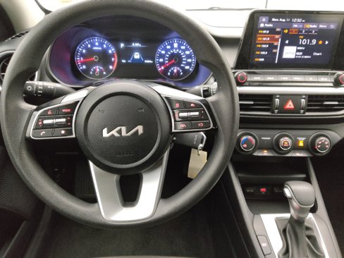 Used 2023 Kia Forte LXS image 22
