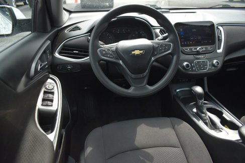 Used 2022 Chevrolet Malibu LT image 17