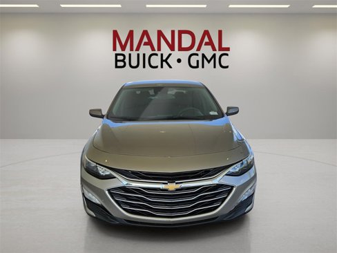 Used 2024 Chevrolet Malibu LT image 3