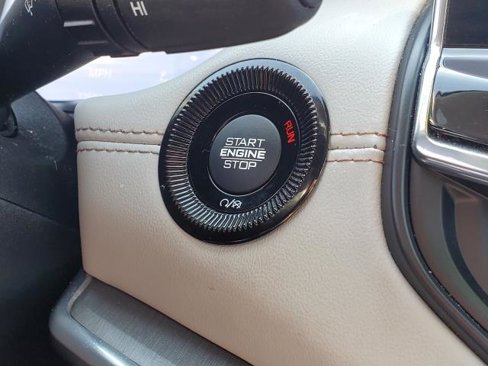 Used 2022 Jeep Compass Limited image 13