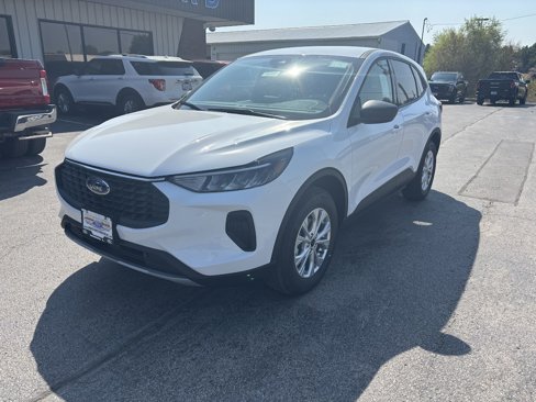 New 2025 Ford Escape Active image 2
