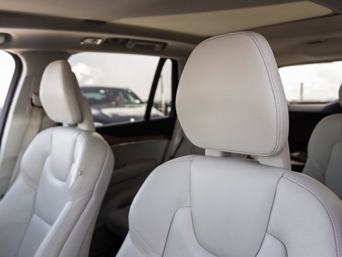 Used 2021 Volvo XC90 T6 Momentum image 21
