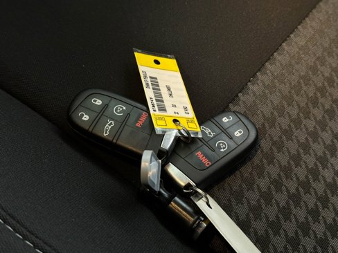 Certified 2022 Dodge Challenger GT w/ Blacktop Package image 27