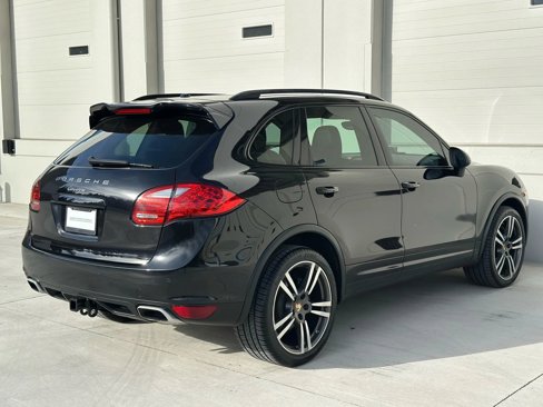Used 2014 Porsche Cayenne image 5