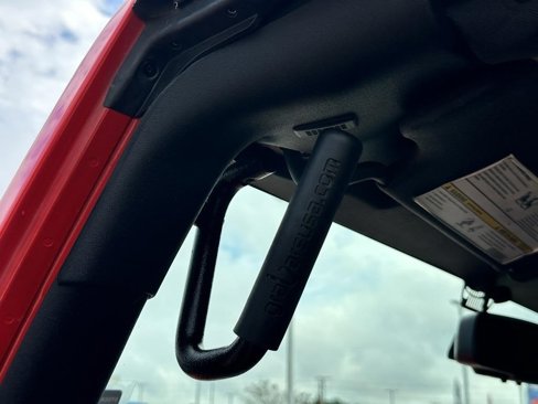 Used 2015 Jeep Wrangler Unlimited Sport image 25