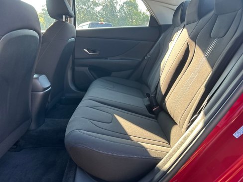 Certified 2023 Hyundai Elantra SEL w/ Convenience Package image 22