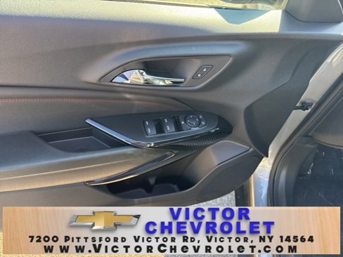 New 2025 Chevrolet Trax LT image 12