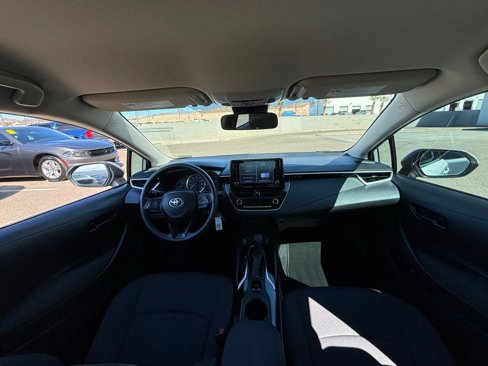 Used 2022 Toyota Corolla LE image 13