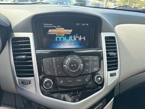 Used 2014 Chevrolet Cruze LT image 22