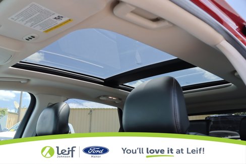 Used 2018 Ford Edge Titanium w/ Equipment Group 302A image 13