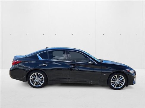 Used 2019 INFINITI Q50 Luxe w/ Cargo Package (L96) image 4