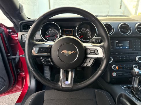 Used 2017 Ford Mustang Coupe image 27
