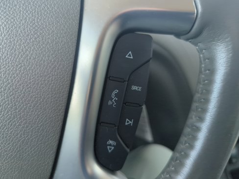 Used 2016 Chevrolet Traverse LTZ image 17