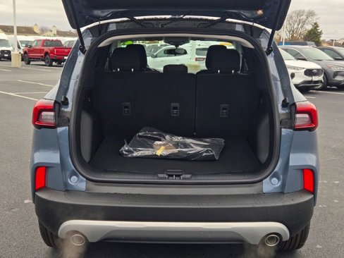 Used 2025 Ford Escape Active w/ Cold Weather Package image 16