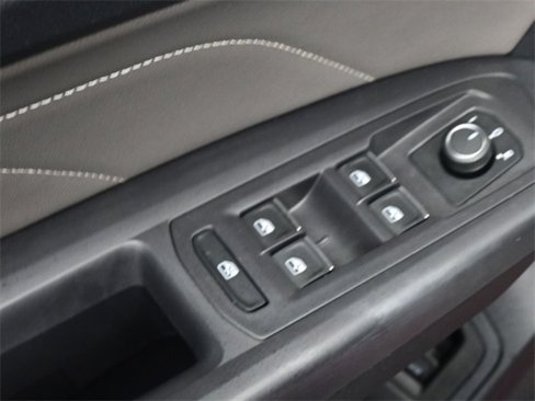 Used 2021 Volkswagen Atlas SE image 13