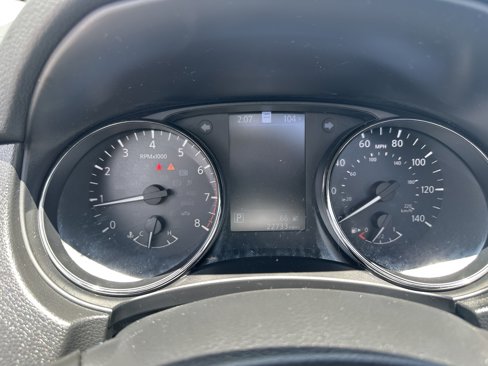 Used 2022 Nissan Rogue Sport SL w/ Premium Package image 26