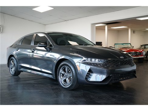 Used 2021 Kia K5 LXS image 1