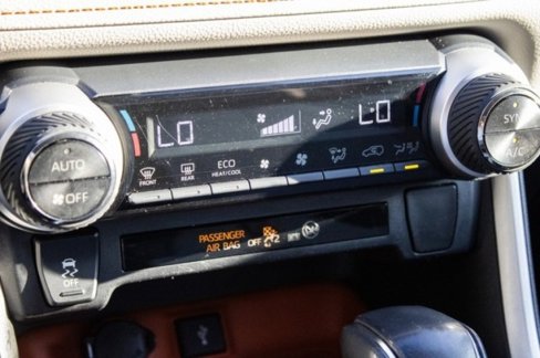 Used 2021 Toyota RAV4 Adventure image 32