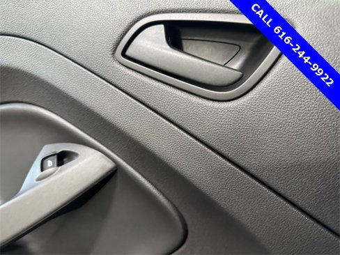 Used 2019 Ford Escape S image 18