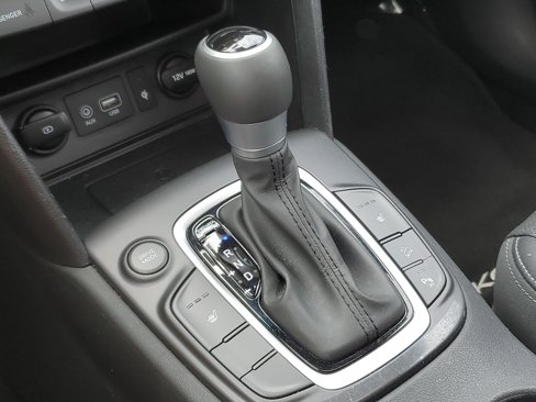 Used 2021 Hyundai Kona Ultimate image 29