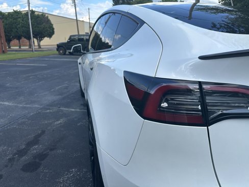 Used 2022 Tesla Model Y Performance image 5