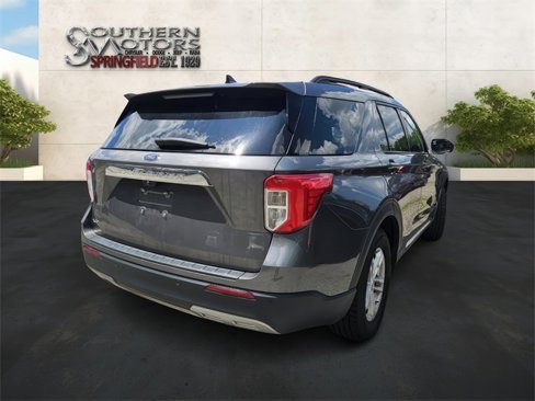Used 2023 Ford Explorer XLT w/ Equipment Group 202A image 7