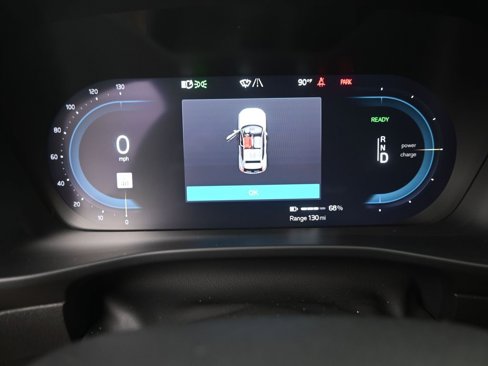 Certified 2022 Volvo XC40 P8 Recharge Ultimate image 21