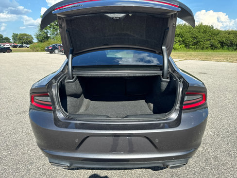 Used 2020 Dodge Charger SXT w/ Blacktop Package image 13