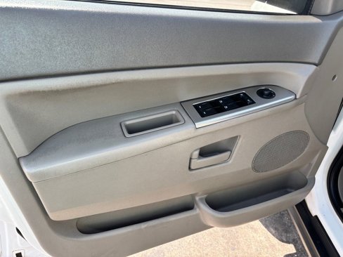 Used 2006 Jeep Grand Cherokee Laredo image 10