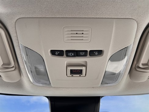 Used 2020 Toyota Corolla LE image 30