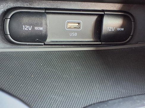Used 2024 Kia Soul LX image 5