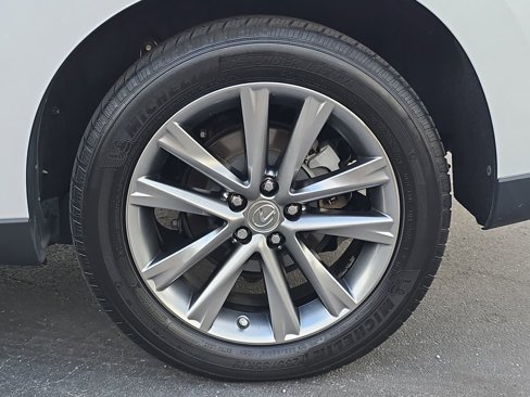 Used 2015 Lexus RX 450h AWD image 35