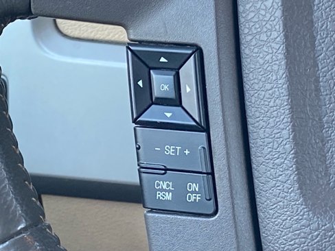 Used 2013 Ford F150 Lariat w/ Lariat Chrome Pkg image 10