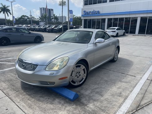 Used 2004 Lexus SC 430 Convertible image 1