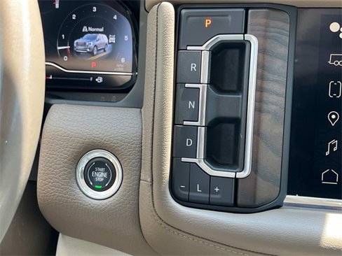 Used 2022 GMC Yukon Denali w/ Max Trailering Package image 14