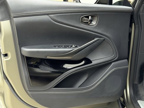 Used 2024 Aston Martin DBX 707 image 20