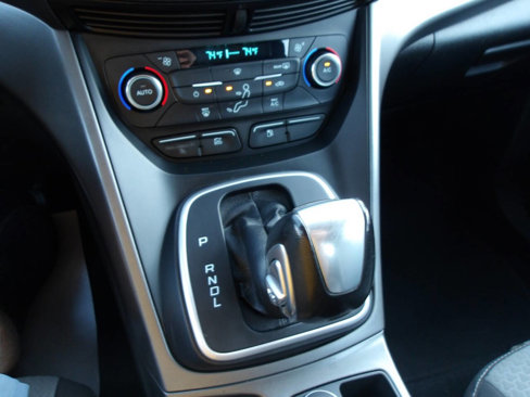 Used 2017 Ford C-MAX SE image 16