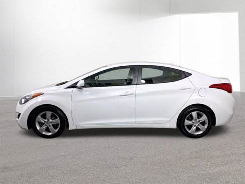 Used 2013 Hyundai Elantra GLS image 28