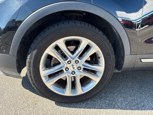 Used 2016 Ford Explorer Limited w/ Equipment Group 301A image 9